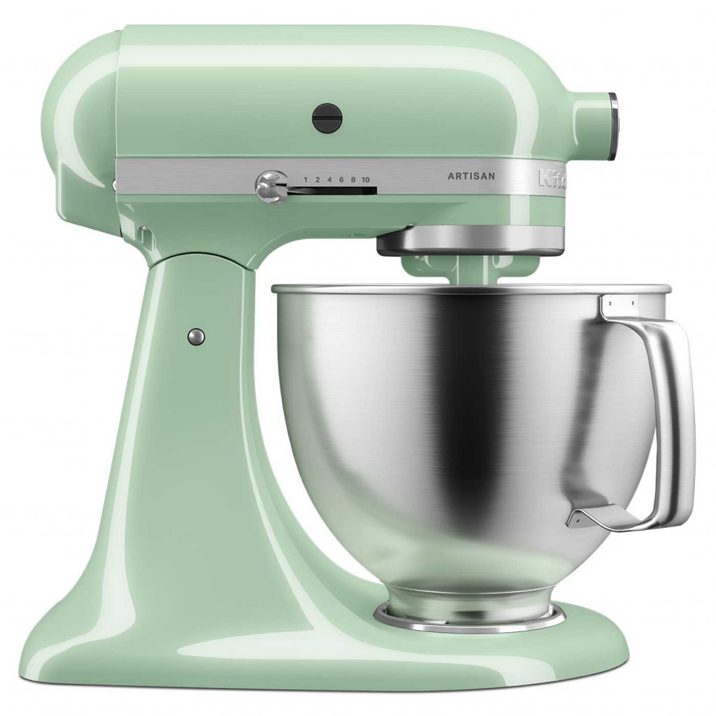 Ge pappa en gåva som kombinerar stil, kraft och funktionalitet i köket. KitchenAids ikoniska köksmaskin är en present som varar i generationer och inspirerar till kreativa matupplevelser.